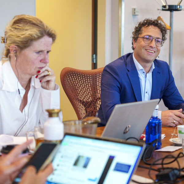 Update jezelf, update het systeem 