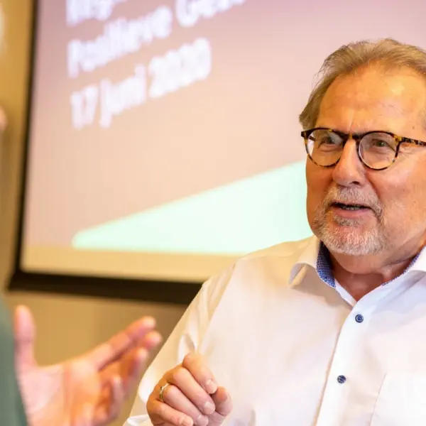 'Elkaar af en toe zien stimuleert de creativiteit'