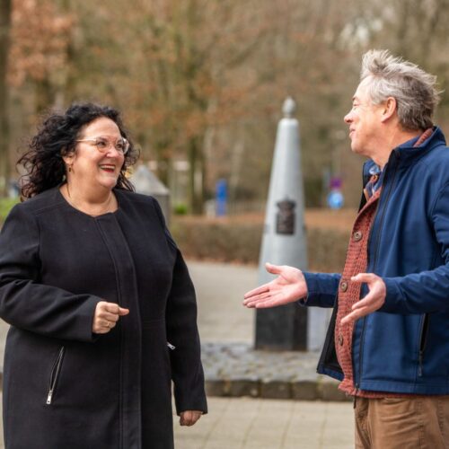 Gesprek-buiten-vaals