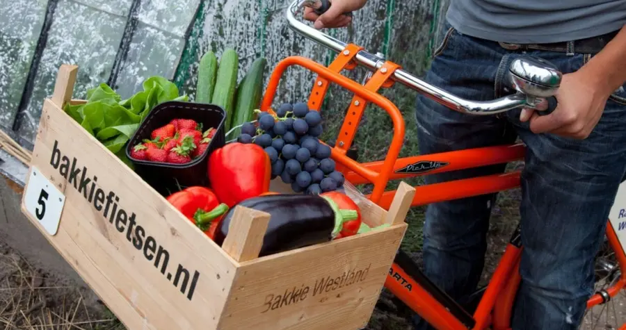 Gemeente Westland bakkie fietsen foto
