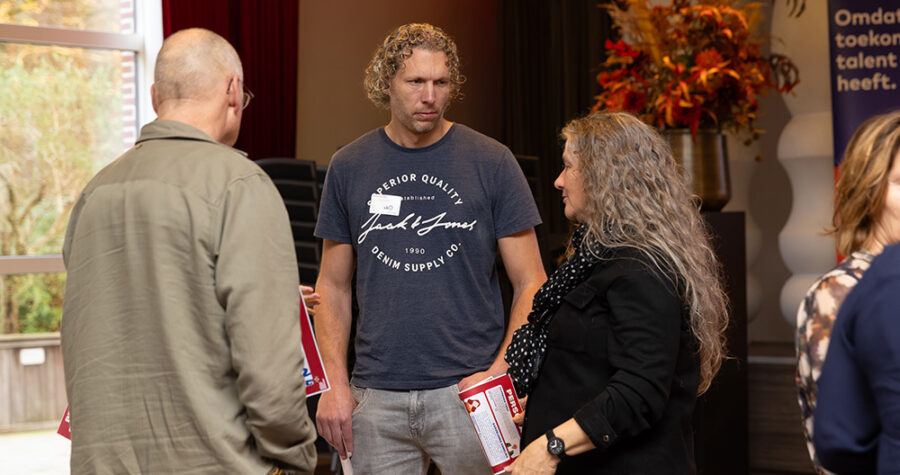 20251111 Venray 30cm HR 111